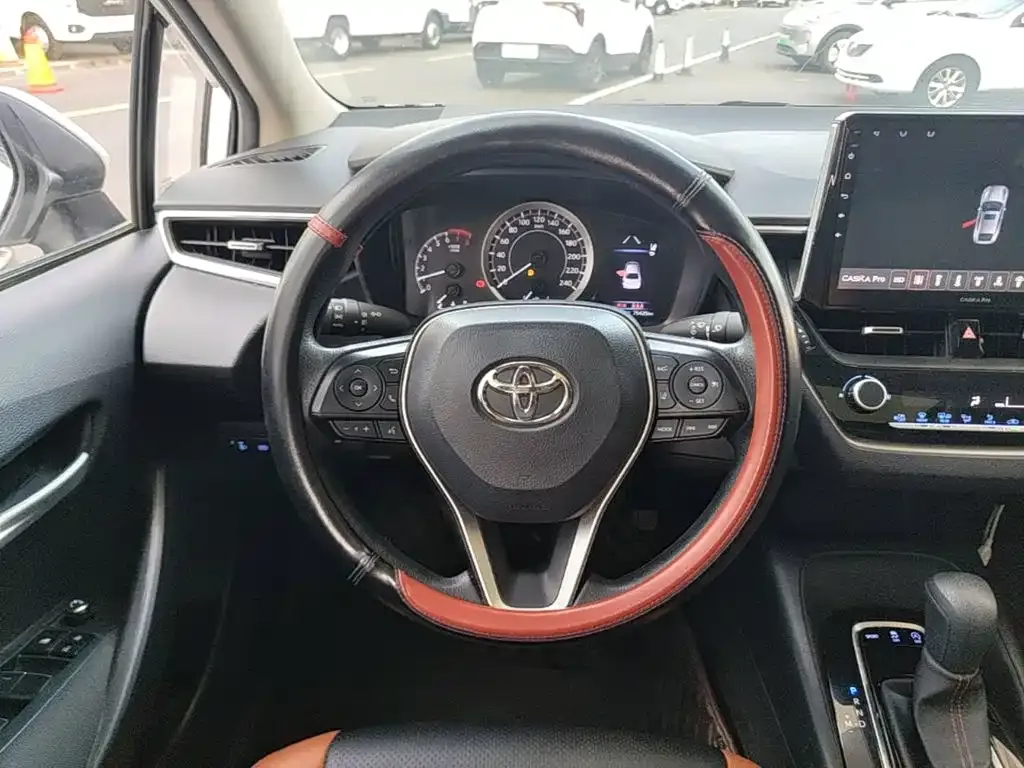 Toyota Corolla 1.2T S-CVT Elite PLUS Edition 2022 — фото 11