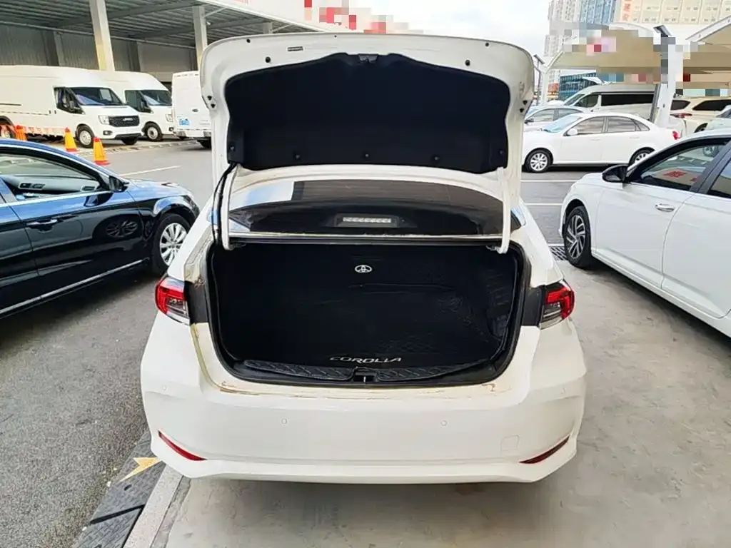 Toyota Corolla 1.2T S-CVT Elite PLUS Edition 2022 — фото 19