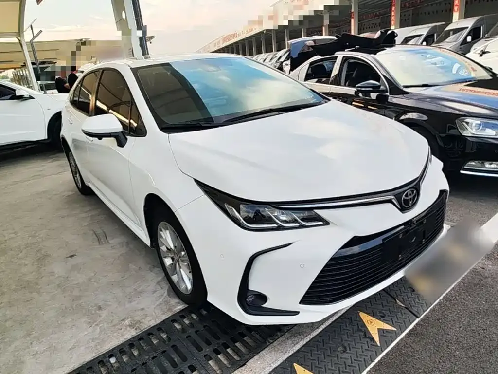Toyota Corolla 1.2T S-CVT Elite PLUS Edition 2022 — фото 4