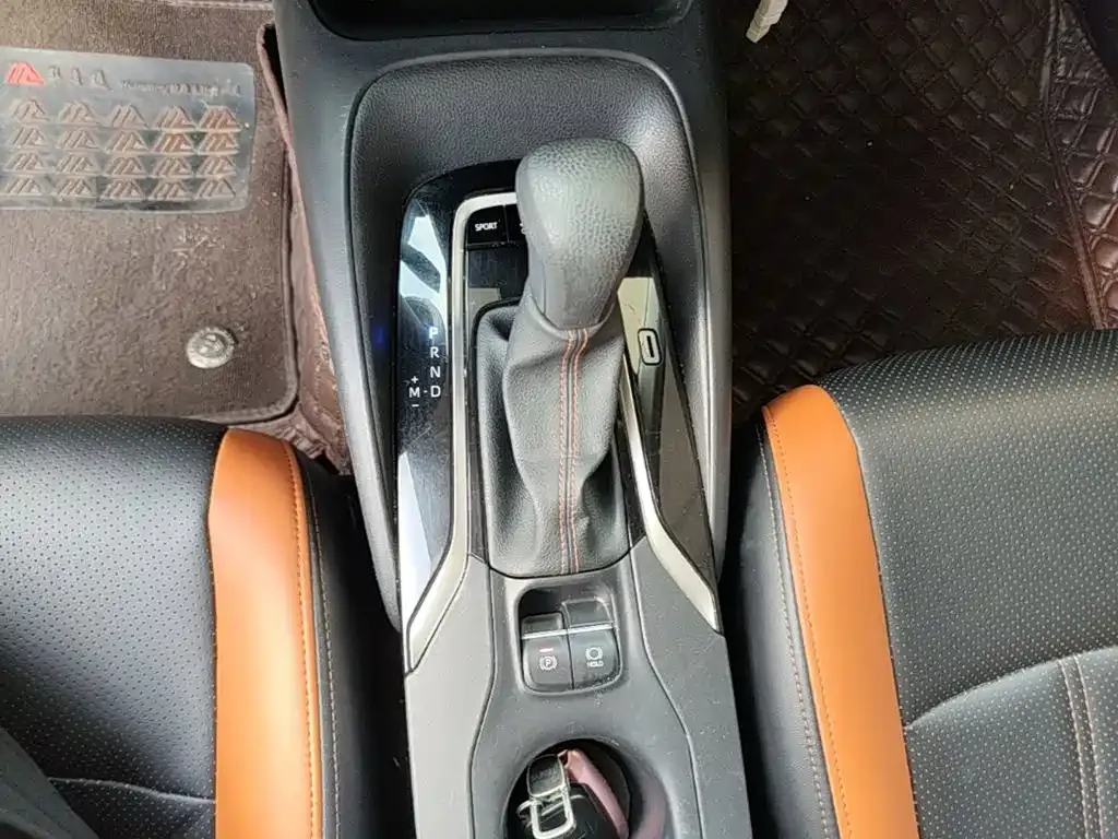 Toyota Corolla 1.2T S-CVT Elite PLUS Edition 2022 — фото 14