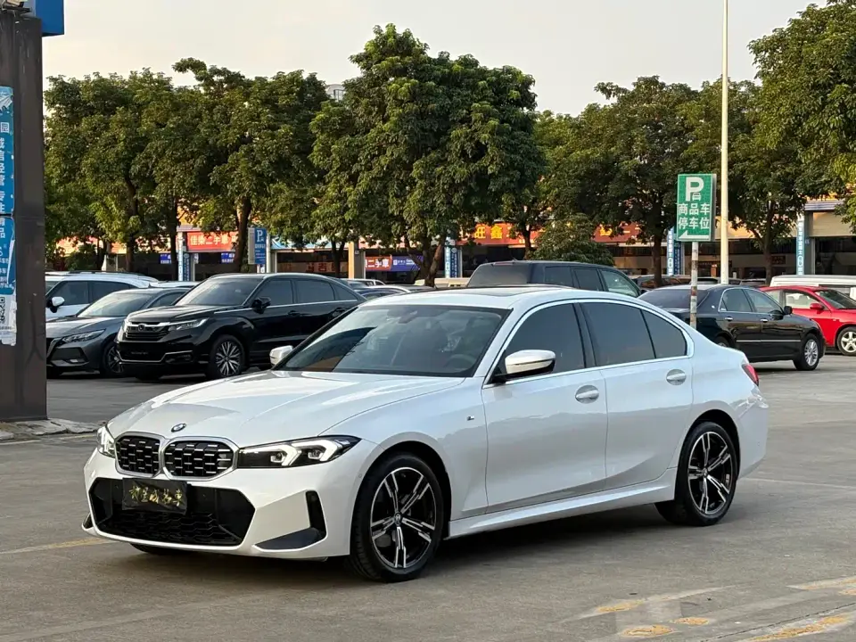 BMW 3 Series 325i M Sport Package 2024