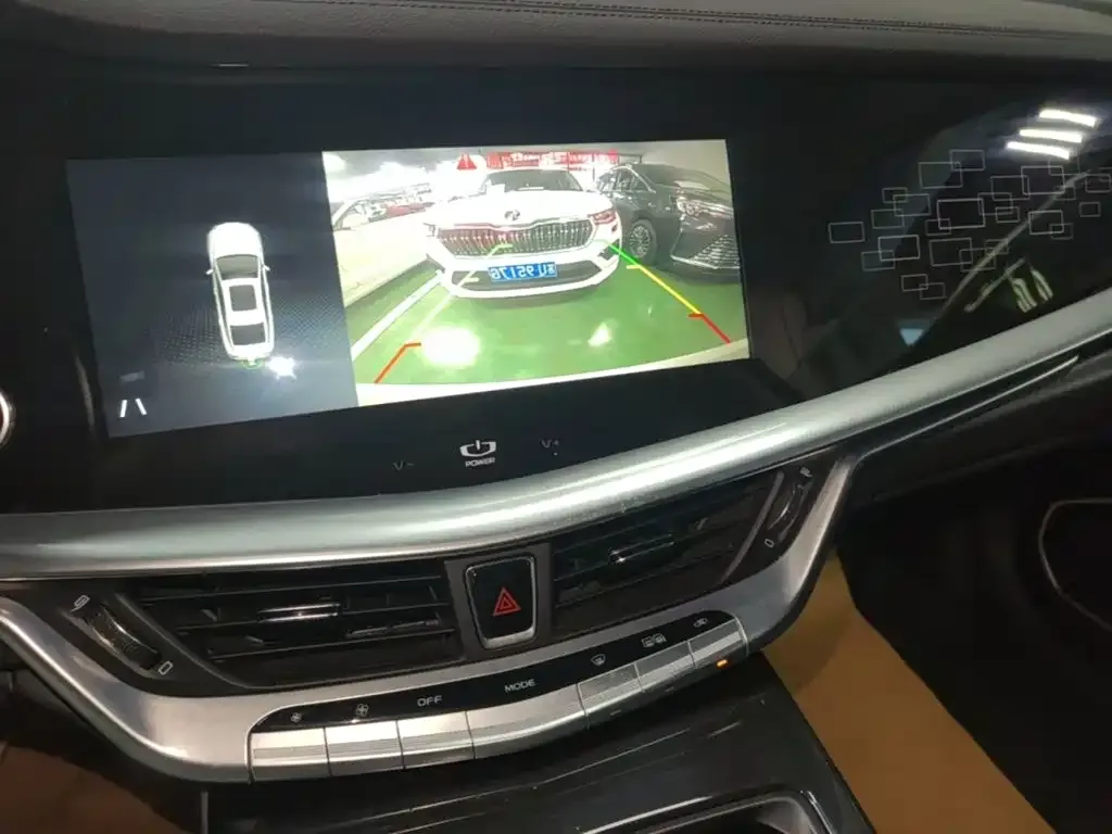 Geely Borui PHEV 1.5T ePro Leading Edition 2021 — фото 13