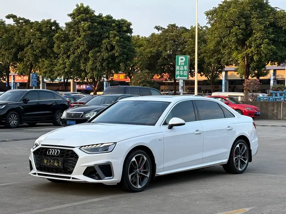 Audi A4L 40 TFSI Fashion Dynamic Edition 2021