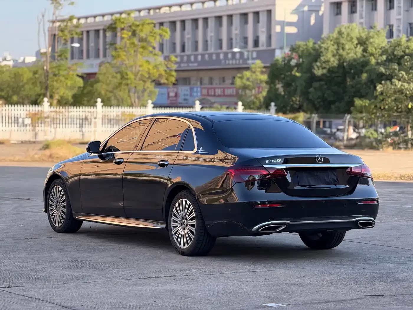 Mercedes-Benz E-Class Facelift E 300 L Fashion 2020 — фото 9