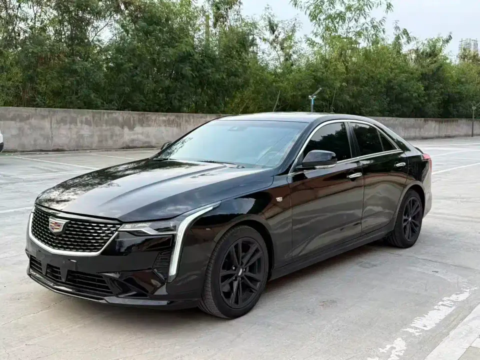 Cadillac CT4 28T Premium 2022