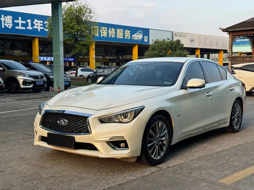 Infiniti Q50L 2.0T Premium Edition (China VI) 2019