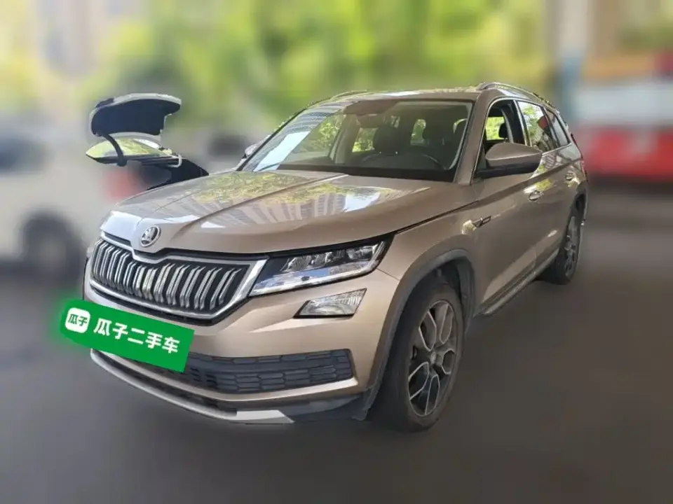 Skoda Kodiaq Facelift TSI330 7-seat 2WD Premium Luxury Edition 2019