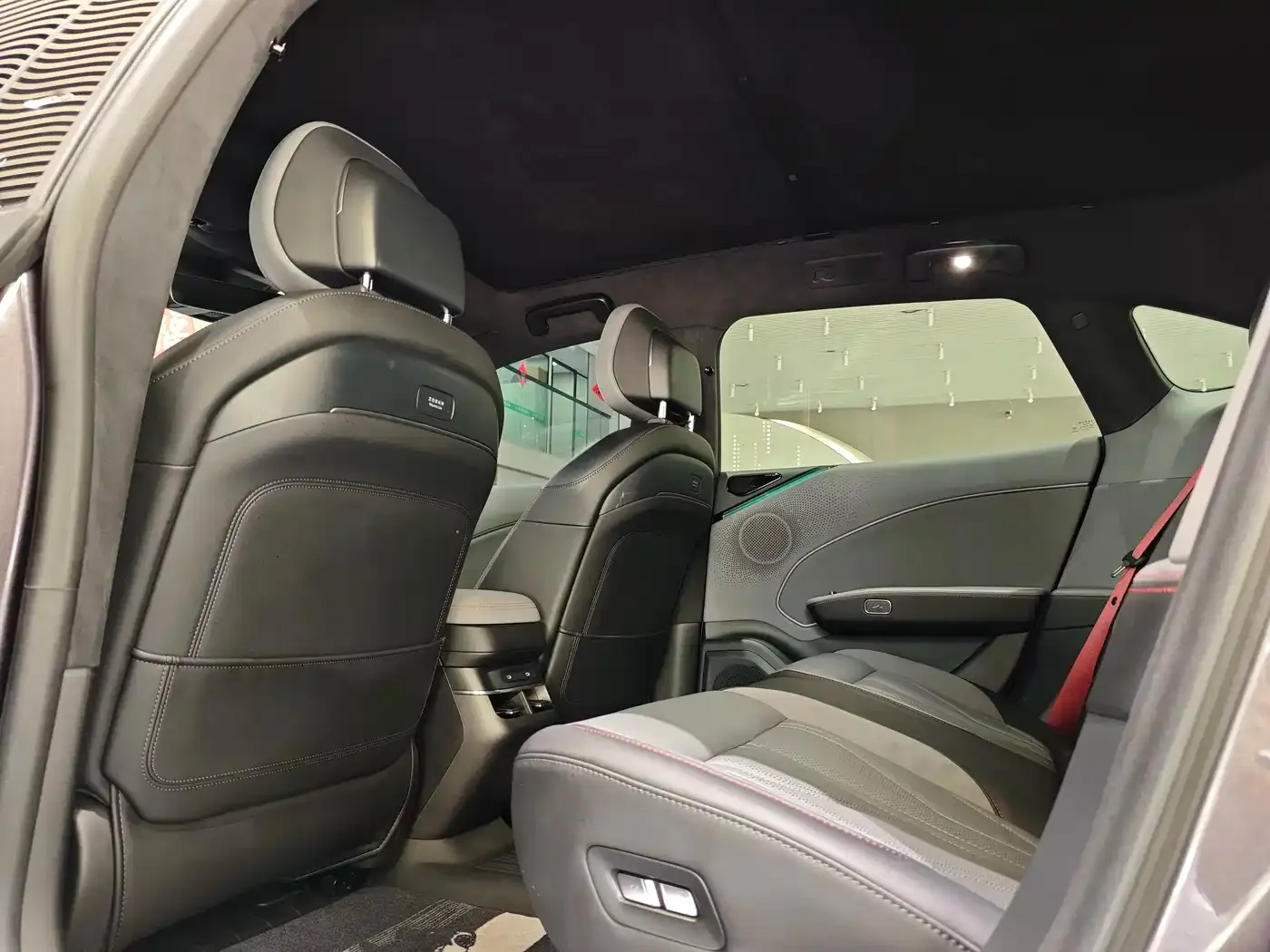 Zeekr 007GT Long Range RWD Smart Driving Edition 100kWh 2026 — фото 24