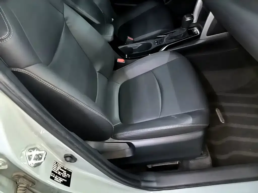 Toyota Corolla Cross 2.0L Flagship Edition 2022 — фото 25