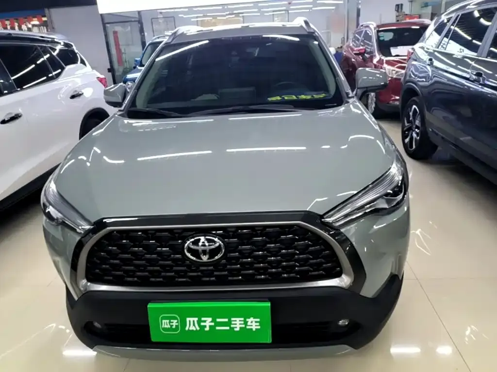 Toyota Corolla Cross 2.0L Flagship Edition 2022 — фото 3