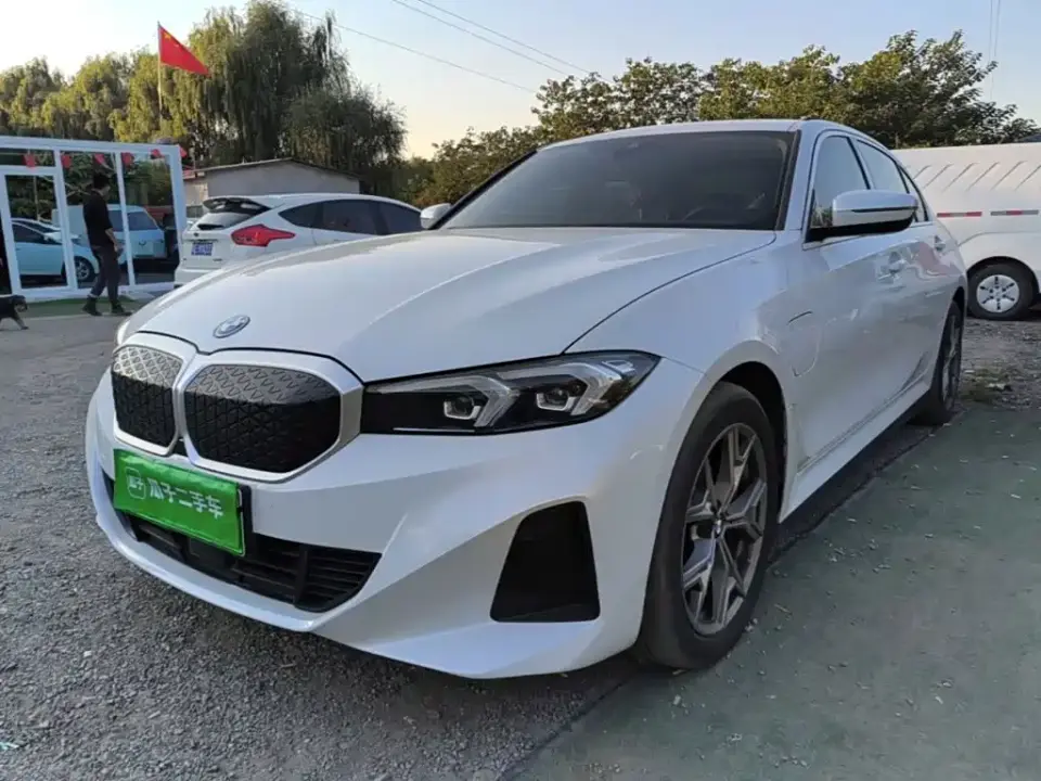 BMW i3 eDrive 35 L 2025