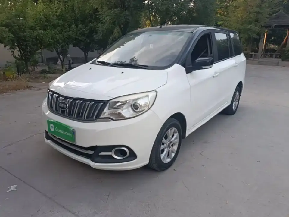 SWM Motor SWM X2 1.5L Manual Business 5-Seater 2021