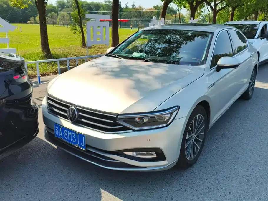 Volkswagen Magotan 330TSI DSG Luxury 2020