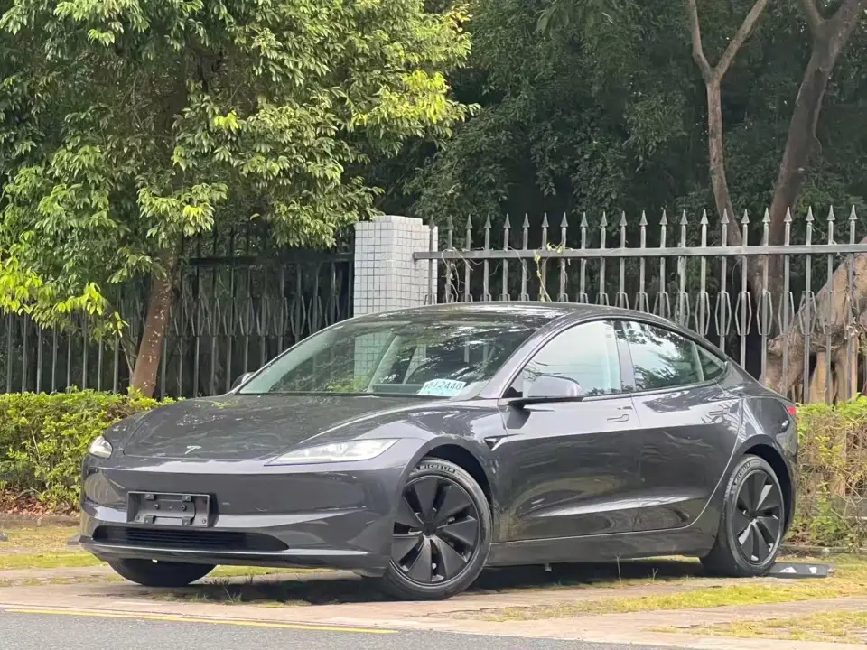 Tesla Model 3 Rear-Wheel Drive 2024
