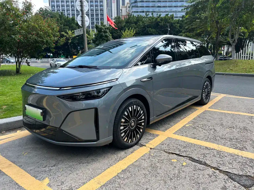 XPeng X9 Extended Range Edition 2026