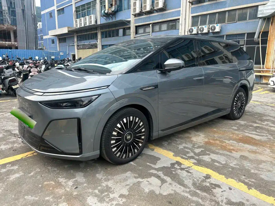 XPeng X9 Extended Range Edition 2026
