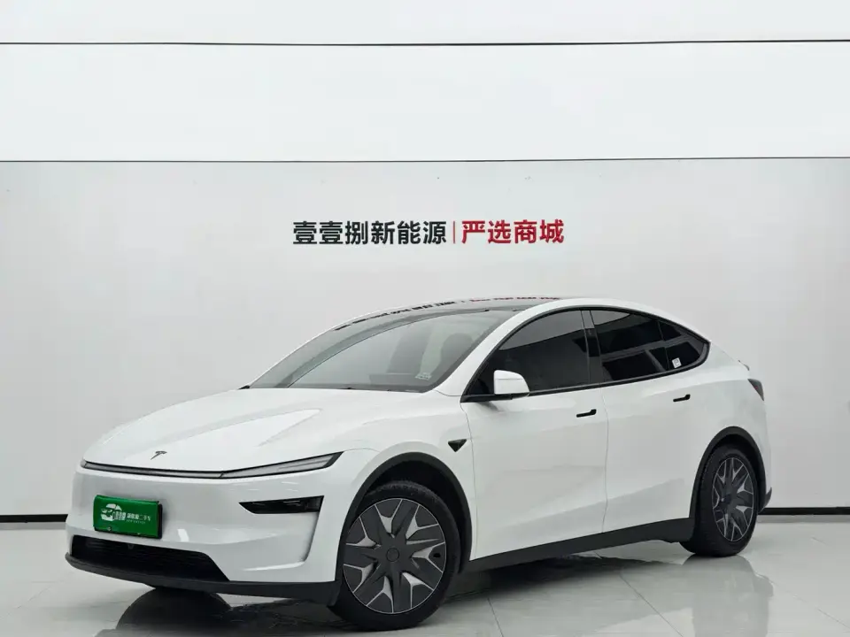 Tesla Model Y L Facelift Long Range AWD 2025