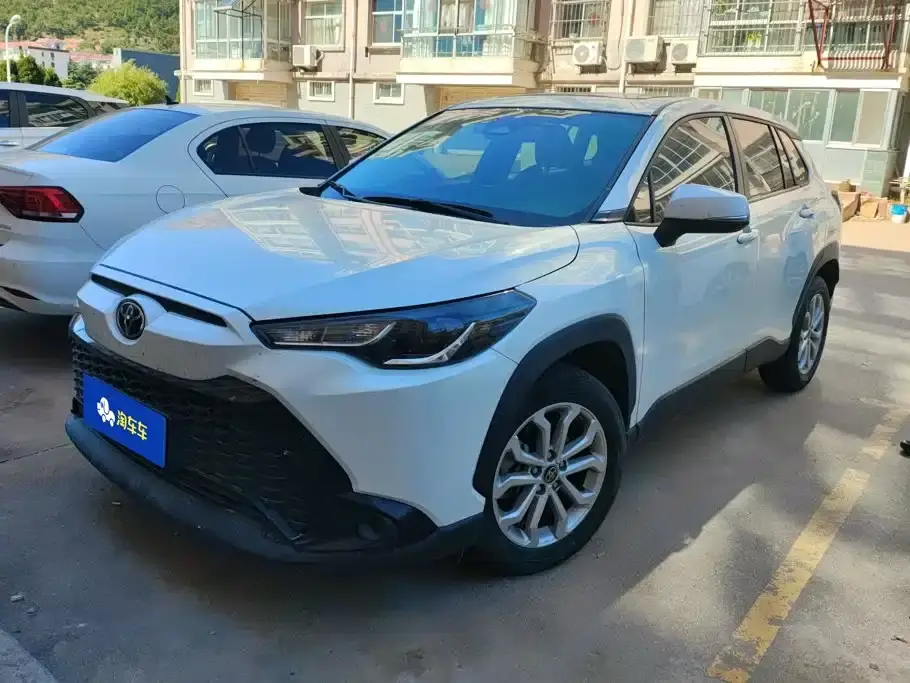 Toyota Frontlander 2.0L CVT Leading Edition 2024