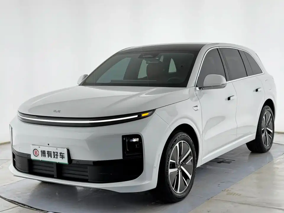 Li Auto L6 Pro 2025