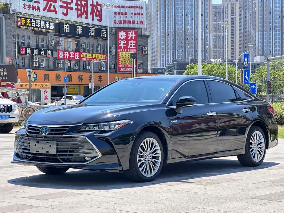 Toyota Avalon Hybrid 2.5L XLE Premium Edition China VI 2021