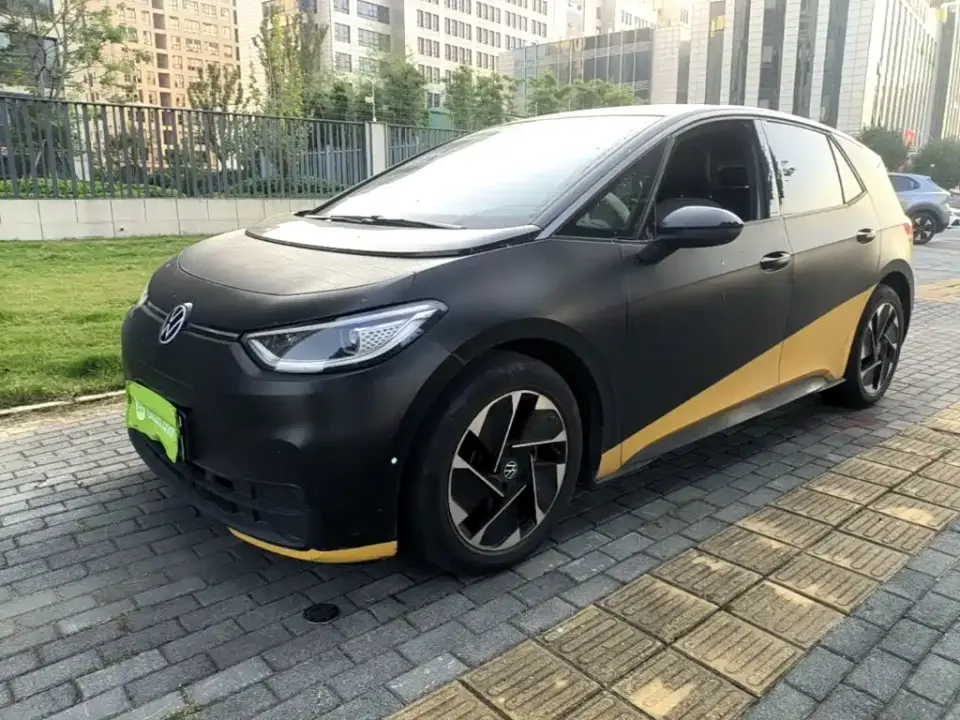 Volkswagen ID.3 Smart Outstanding Edition 2024