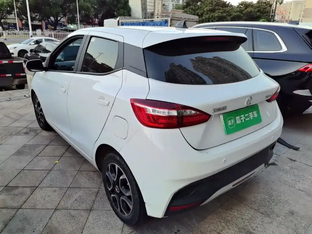 JMCG New Energy Yizhi EV3 Mini Radar Yue Run Model 2021 — фото 5