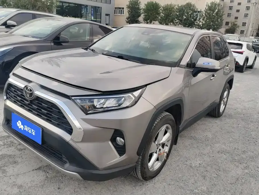Toyota RAV4 Rongfang 2.0L CVT 4WD Trend PLUS 2021