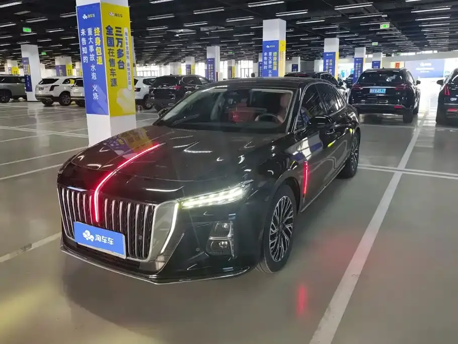 Hongqi H5 2.0T Automatic Smart Connect Flag Smooth Edition 2024