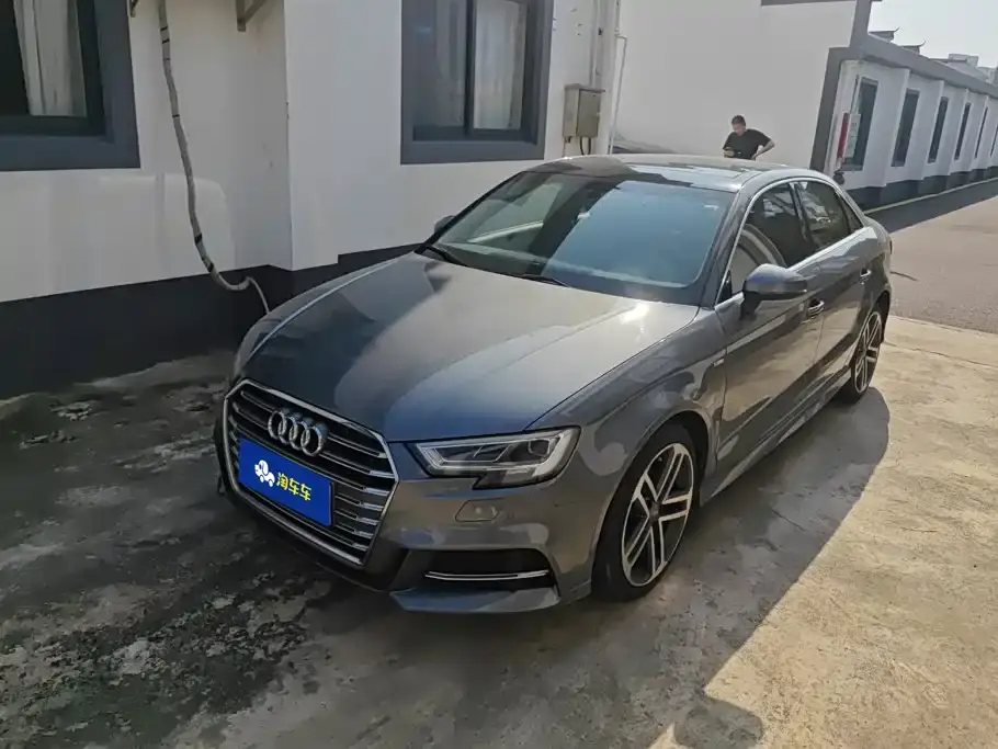 Audi A3 Limousine 35 TFSI Sport China VI 2020