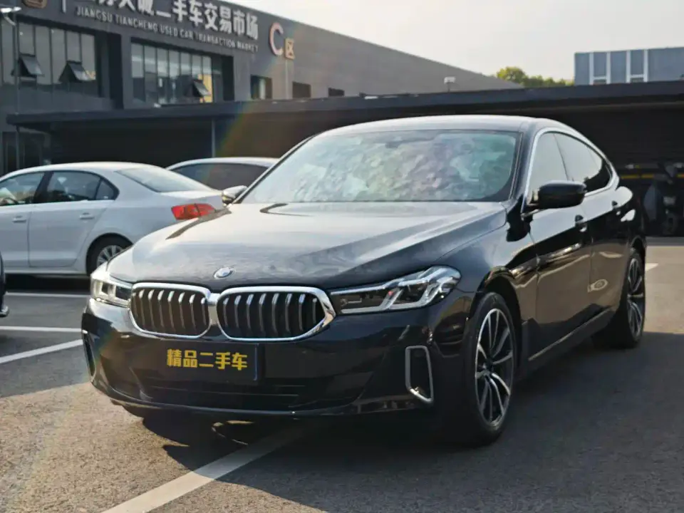 BMW 6 Series GT 630i Luxury Design Package 2021