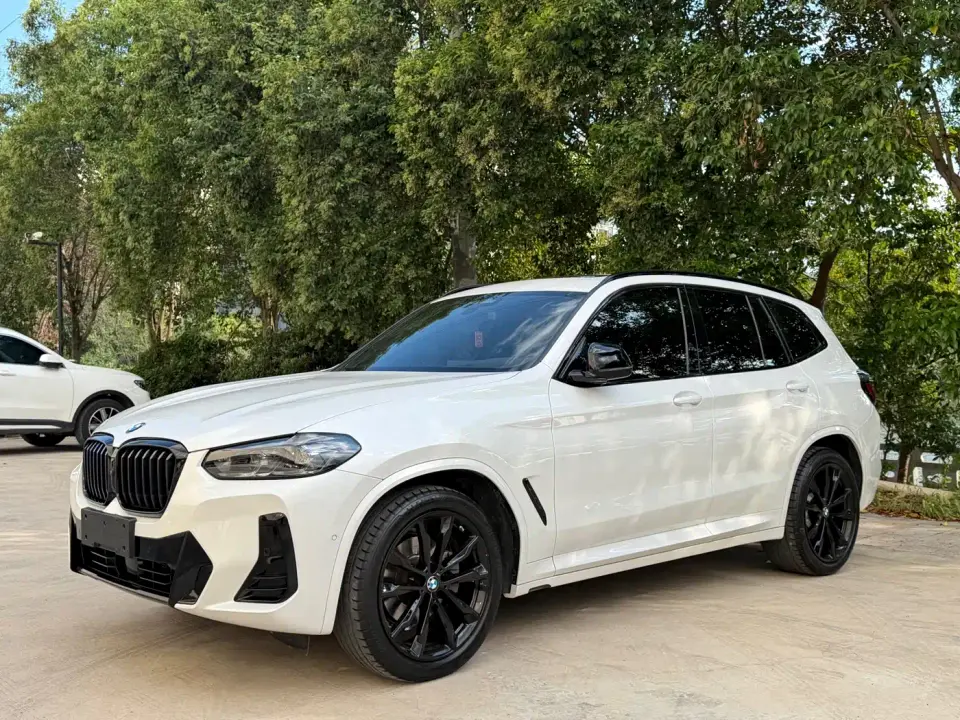 BMW X3 xDrive30i Premium M Night Package 2024