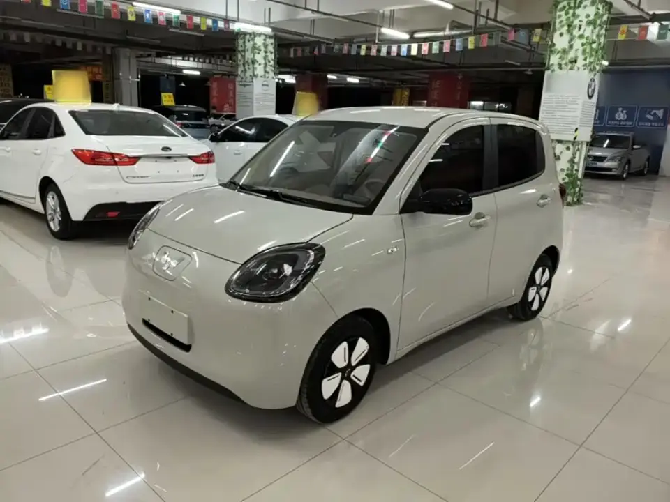 Wuling Motors Hongguang MINIEV 4-Door Advanced 2025
