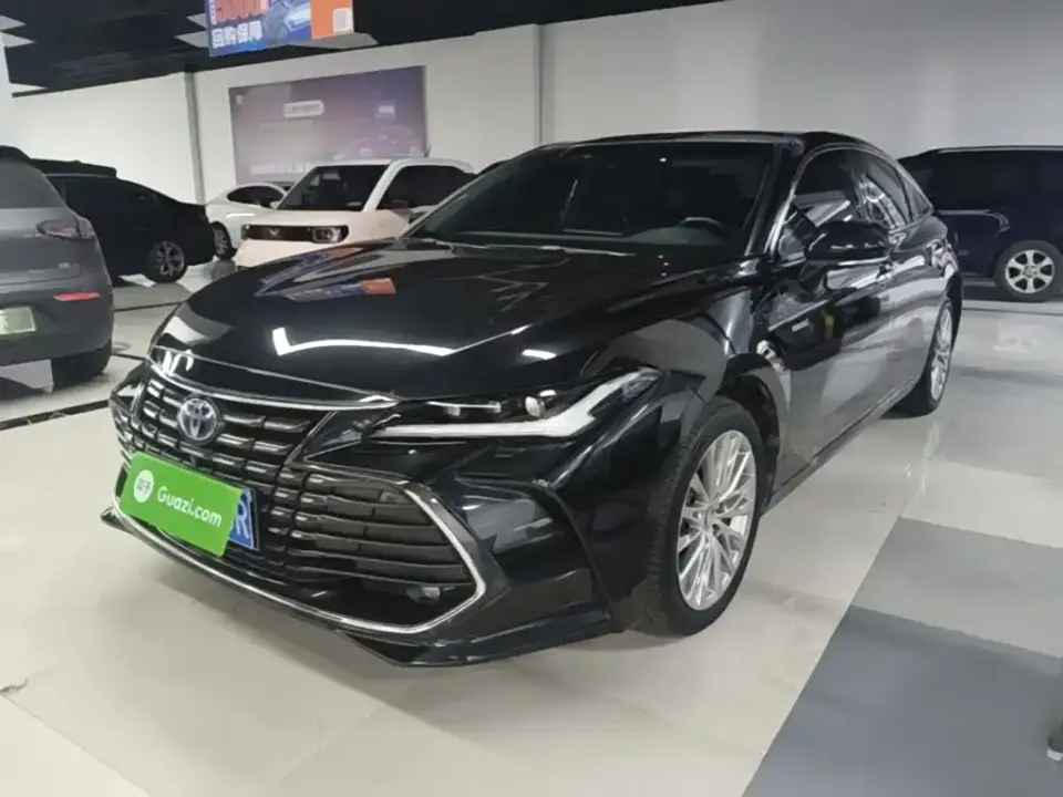 Toyota Avalon Hybrid 2.5L XLE Premium Edition 2023