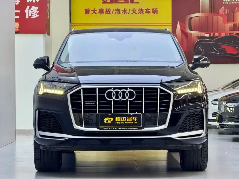 Audi Q7 55 TFSI quattro S line Sport 2021