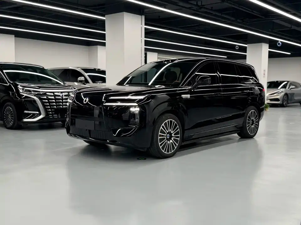 Denza N8L Standard 2025