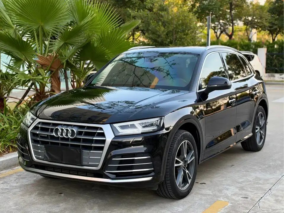 Audi Q5L 40 TFSI Prestige Fashion 2020