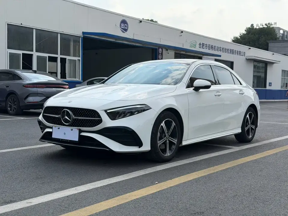 Mercedes-Benz A-Class A 200 L Fashion 2023