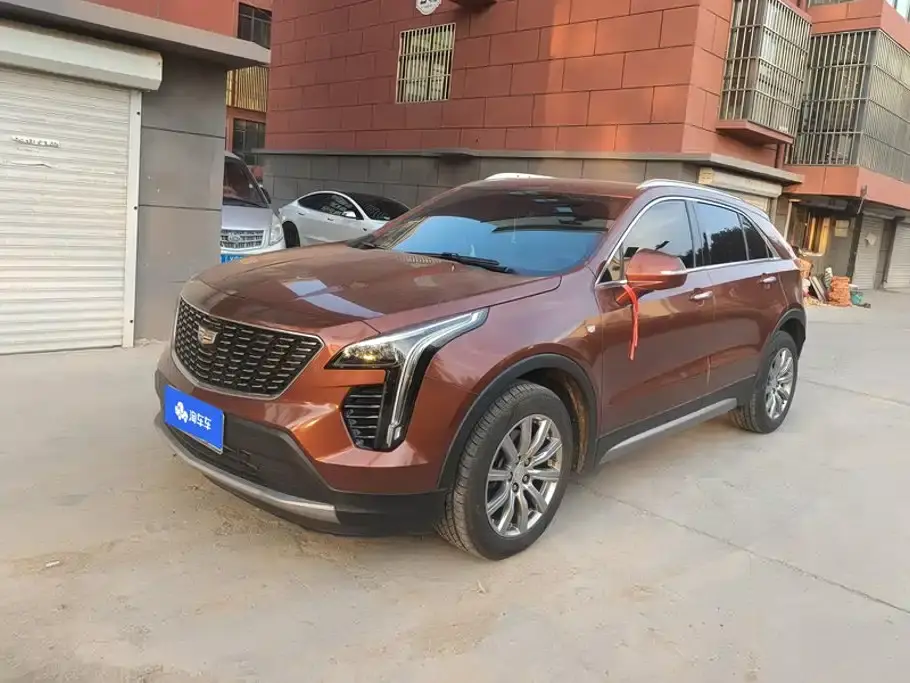 Cadillac XT4 28T FWD Leading Edition 2019