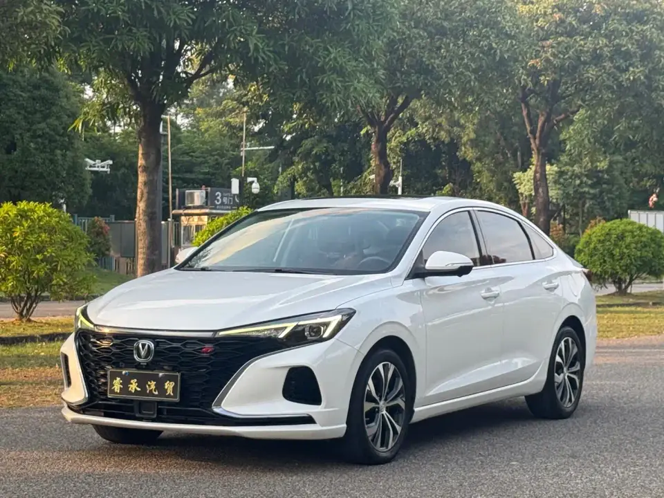 Changan Eado PLUS Blue Whale NE 1.4T GDI DCT Flagship 2021