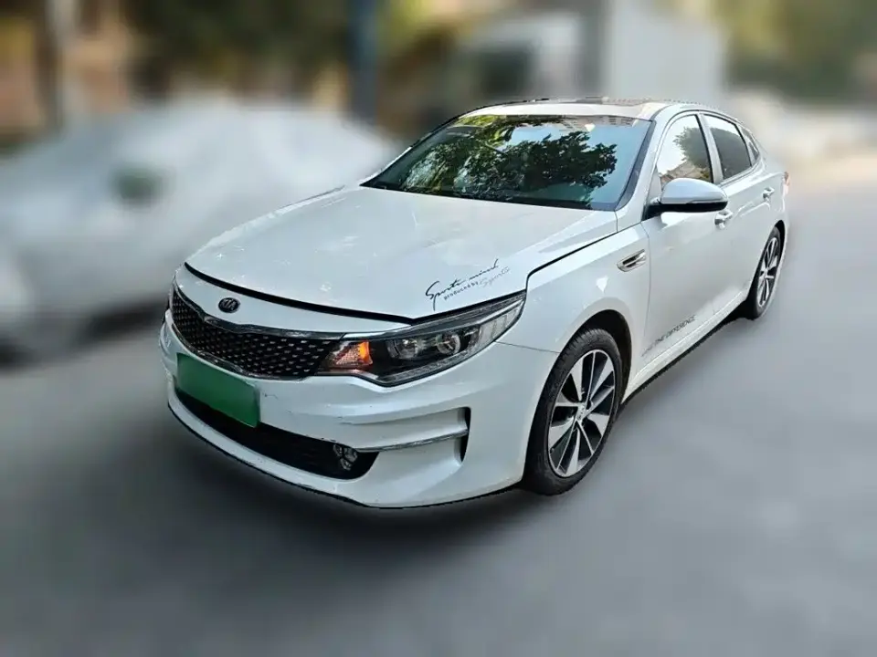 Kia K5 Model 2.0L Automatic 15th Anniversary Special Edition LUX 2019