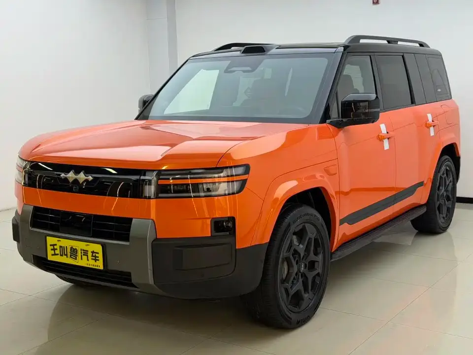 Fangchengbao Titanium 7 AWD Base Model 2025
