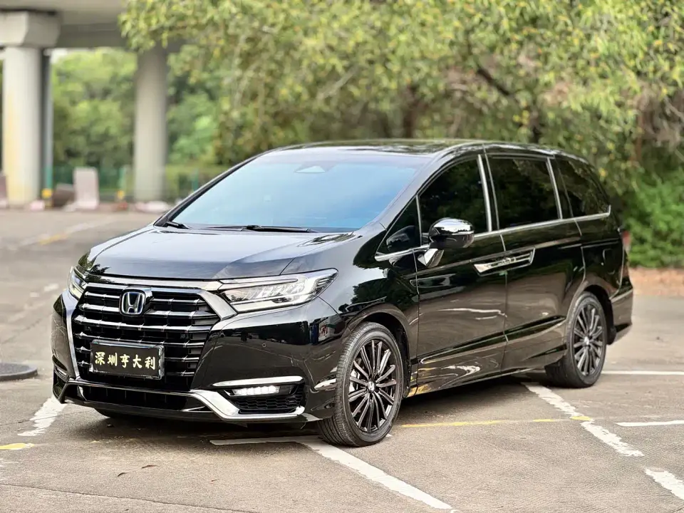 Honda Elysion 2.0L e:HEV Luxury Edition 2024
