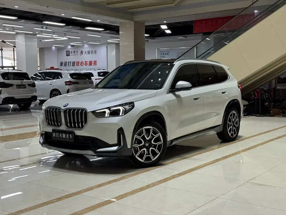 BMW X1 sDrive25Li X Design Package 2025