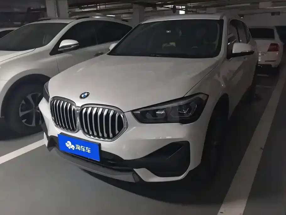 BMW X1 sDrive25Li Leading 2022