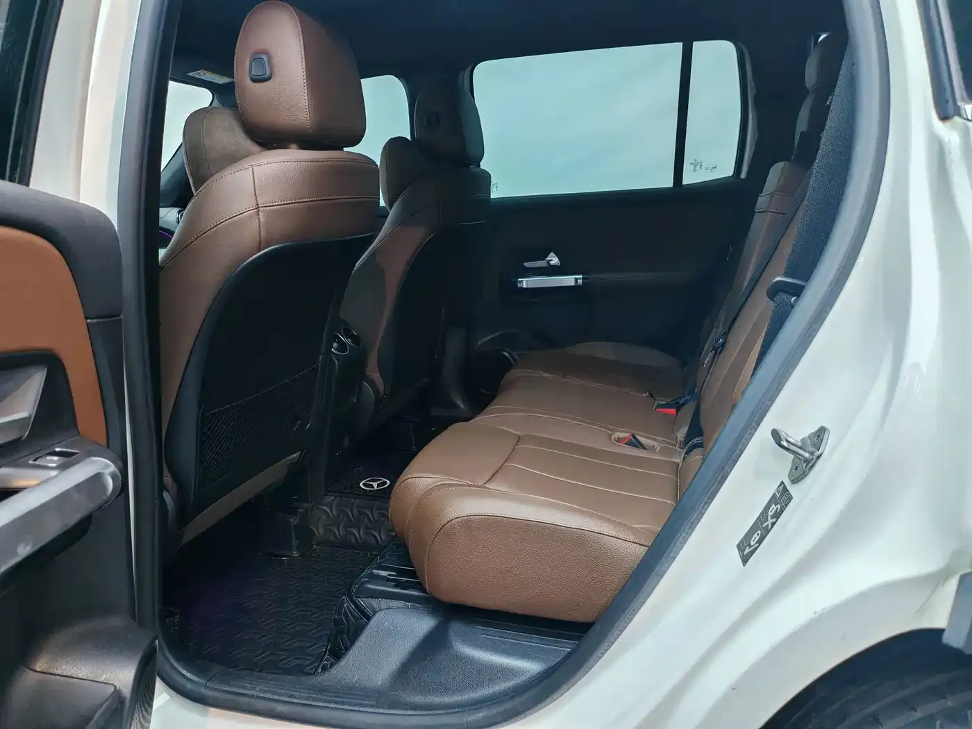 Mercedes-Benz GLB-Class GLB 200 Dynamic 2020 — фото 11