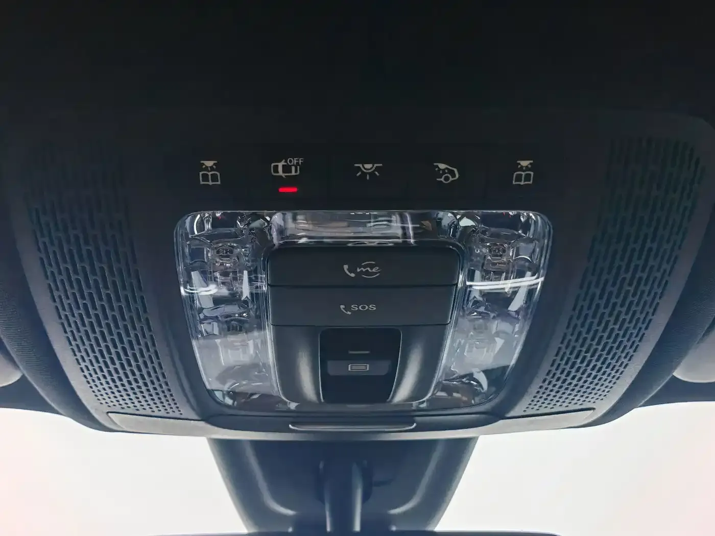 Mercedes-Benz GLB-Class GLB 200 Dynamic 2020 — фото 14