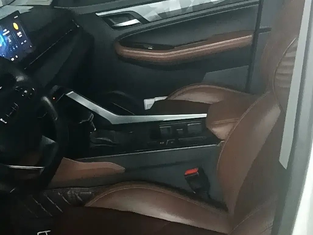 Geely Emgrand X6 Model PRO 1.4T Automatic Premium 2022 — фото 10