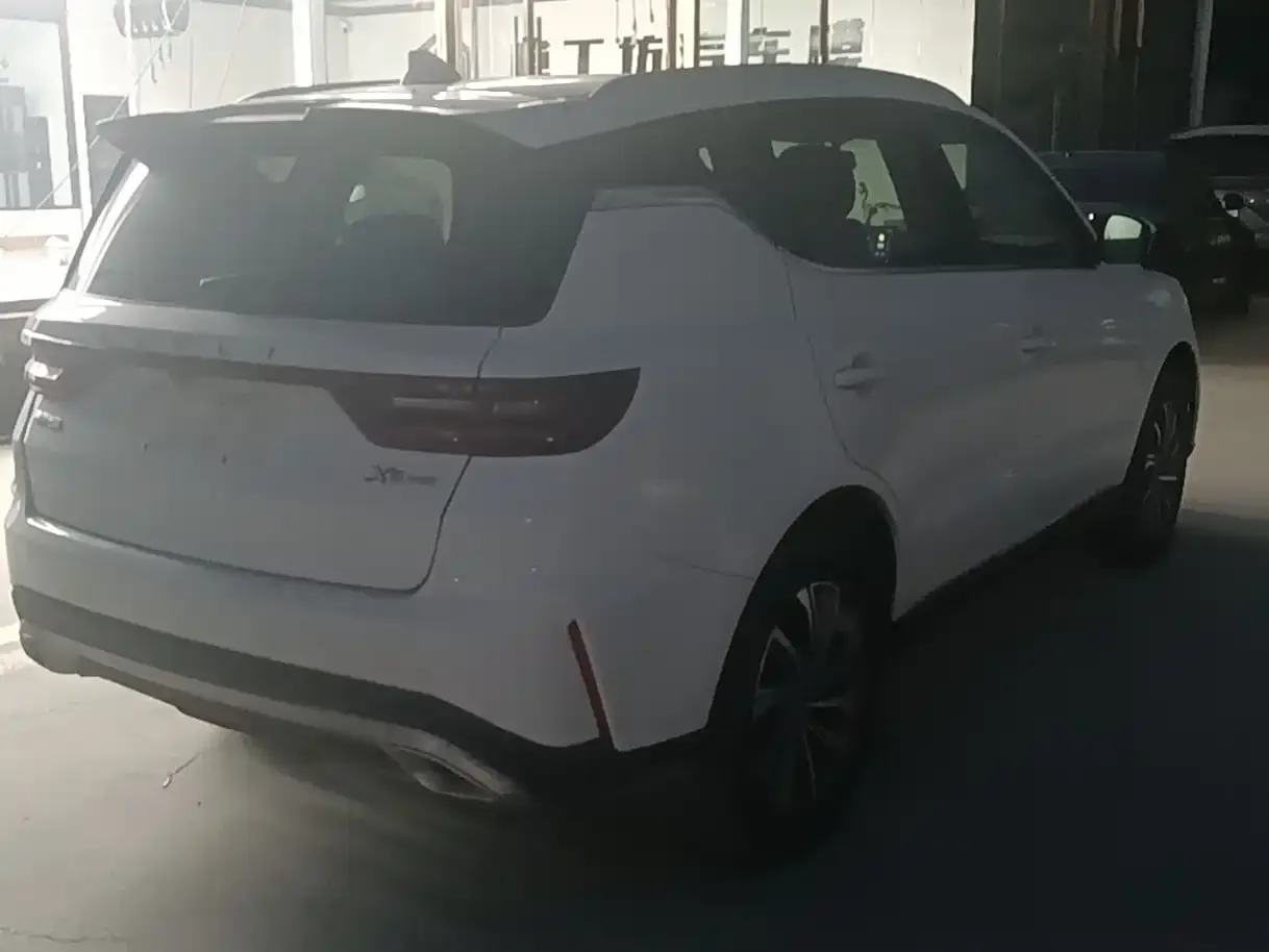 Geely Emgrand X6 Model PRO 1.4T Automatic Premium 2022 — фото 7