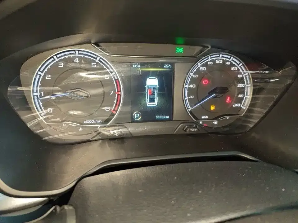Geely Emgrand X6 Model PRO 1.4T Automatic Premium 2022 — фото 8