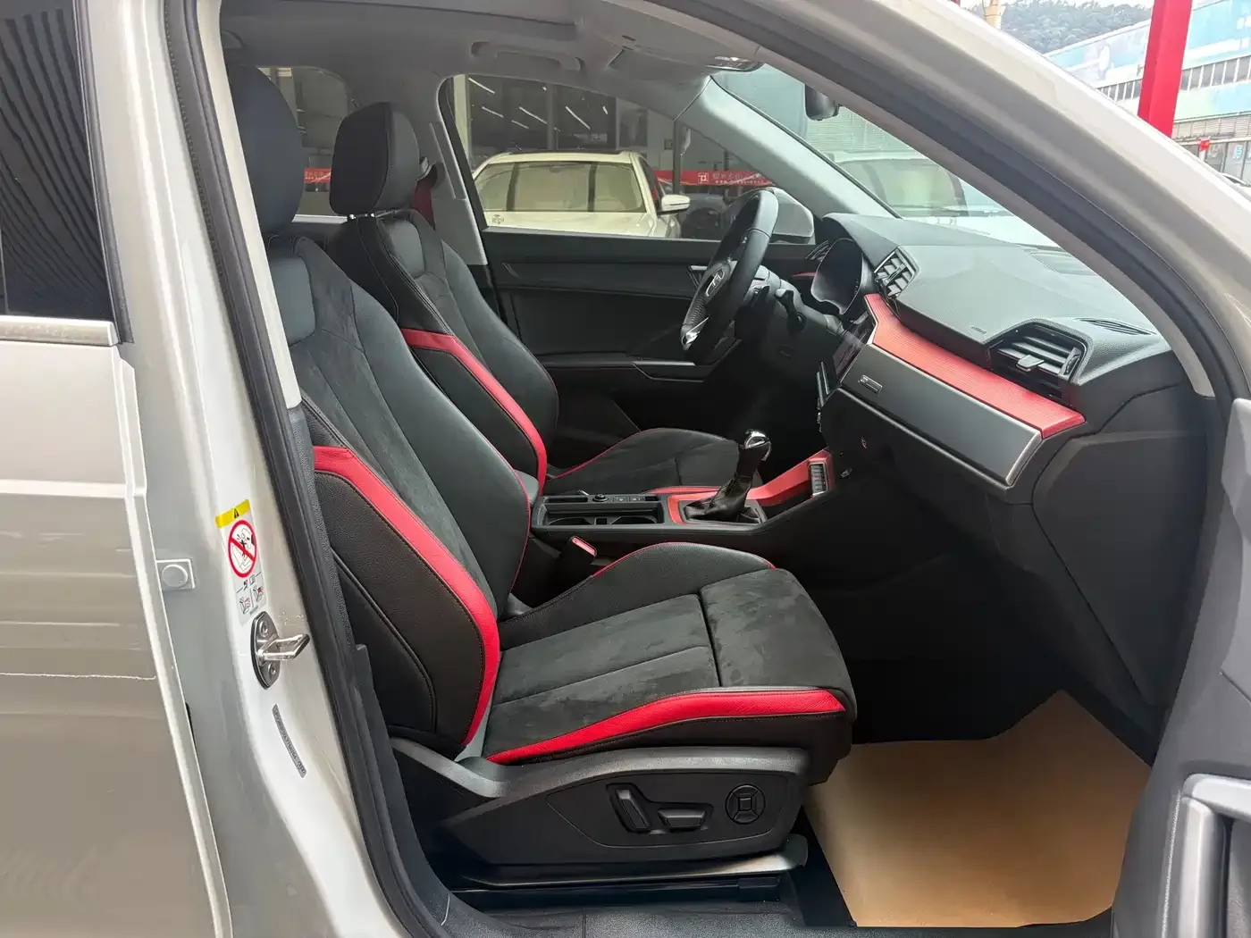 Audi Q3 35 TFSI Fashion Elegance 2021 — фото 13